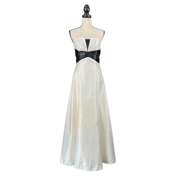 Jessica McClintock for Gunne Sax Gown Strapless Dress White Black Prom Formal 5 - Picture 1 of 16